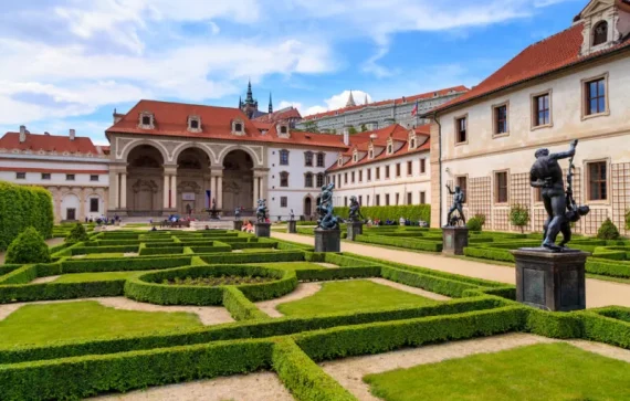 The-Wallenstein-Palace-800×534 The-Wallenstein-Palace-800x534